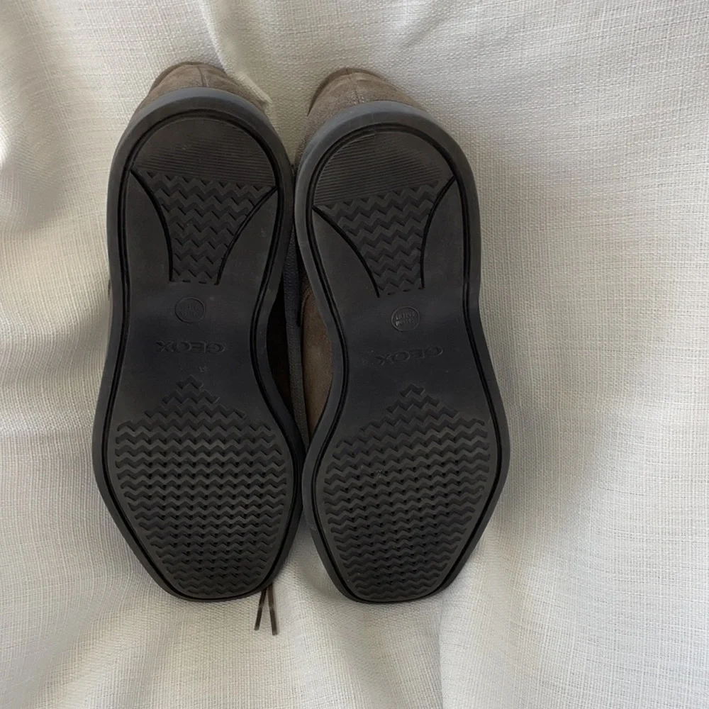 Geox shoes size 10